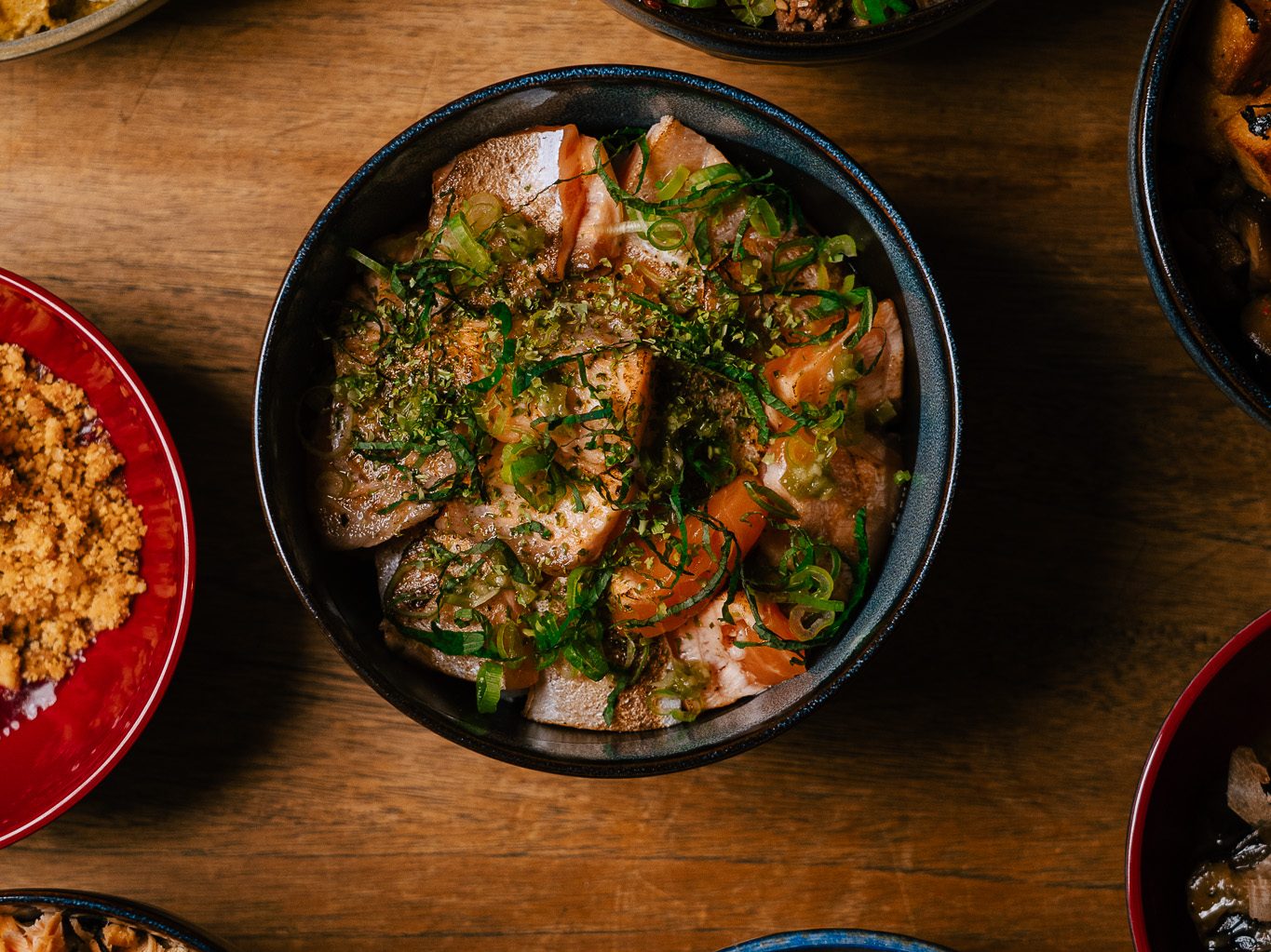 Les Bolls de Boll vus du dessus : donburi aux saveurs japonaises, sides et soupe